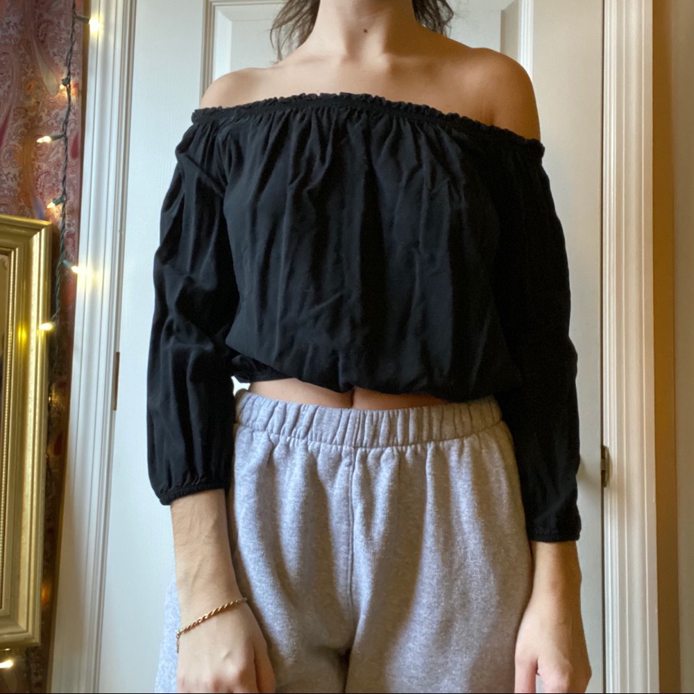 Off the Shoulder Top!